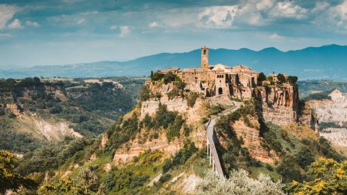 Civita di Bagnoregio e Lago di Bolsena